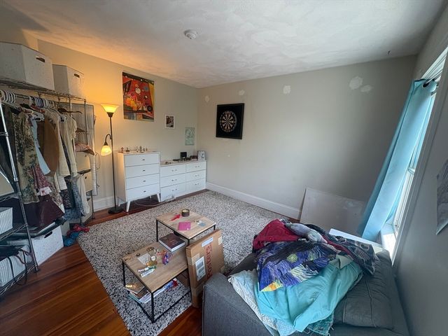 73 Marlboro St 3, Belmont, MA 02478