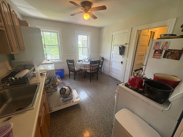 73 Marlboro St 3, Belmont, MA 02478