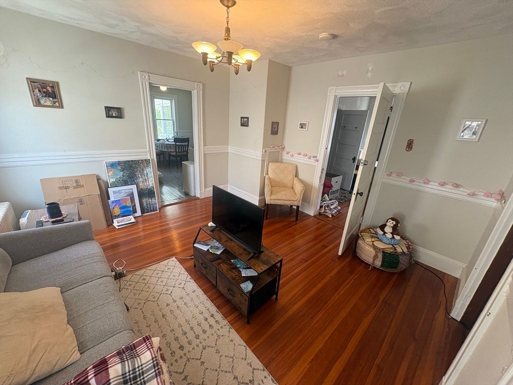 73 Marlboro St 3, Belmont, MA 02478