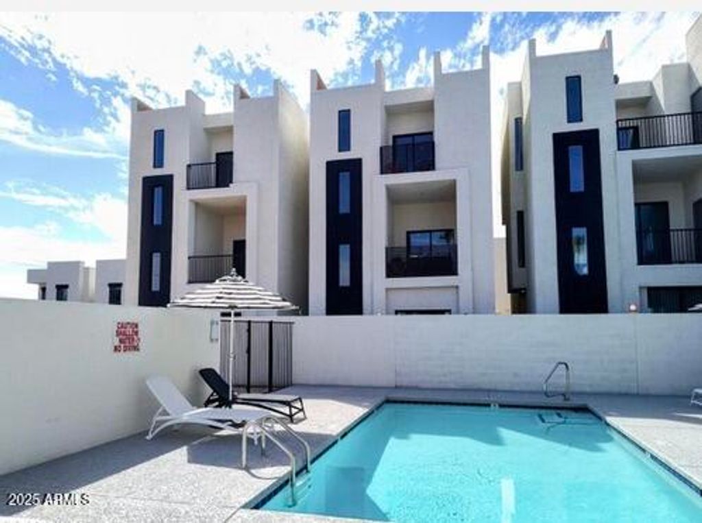 2030 E MICHIGAN Avenue 11, Phoenix, AZ 85022