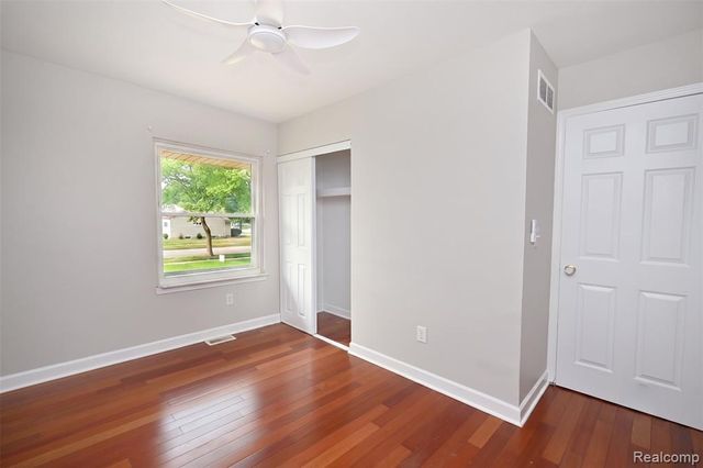 2939 Winter Drive, Troy, MI 48083