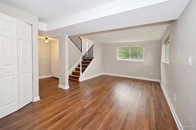 2939 Winter Drive, Troy, MI 48083