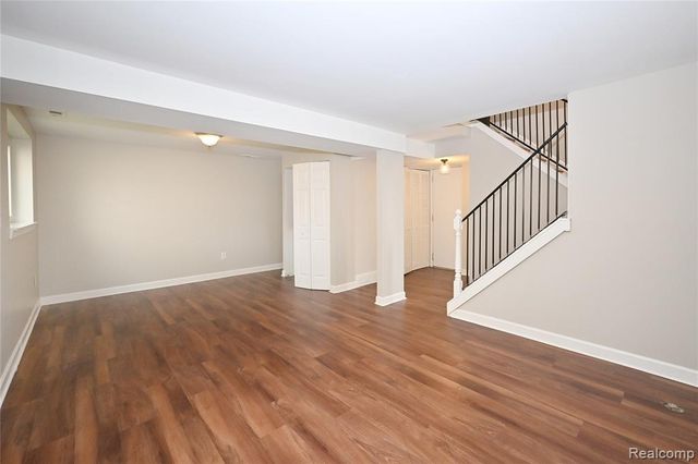 2939 Winter Drive, Troy, MI 48083