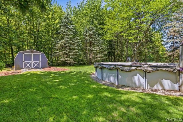 5788 Stone Road, Lockport Town, NY 14094