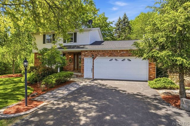 5788 Stone Road, Lockport Town, NY 14094
