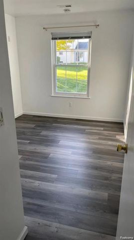 24395 Surfside Road, Novi, MI 48374