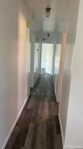 24395 Surfside Road, Novi, MI 48374