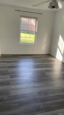 24395 Surfside Road, Novi, MI 48374