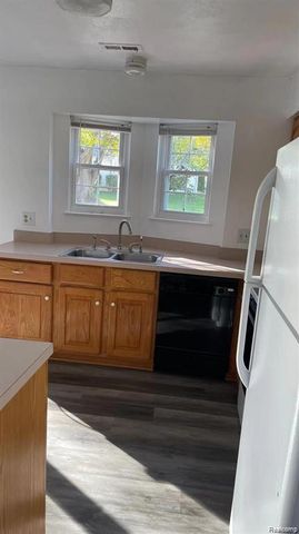 24395 Surfside Road, Novi, MI 48374