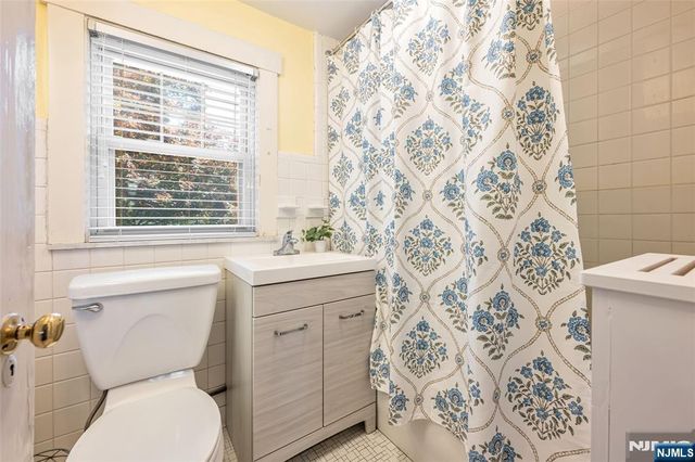 630 Wyndemere Avenue, Ridgewood, NJ 07450