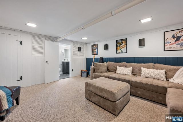 630 Wyndemere Avenue, Ridgewood, NJ 07450