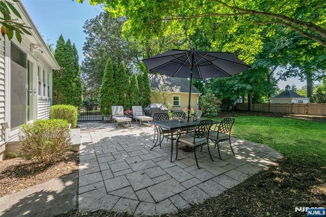 630 Wyndemere Avenue, Ridgewood, NJ 07450