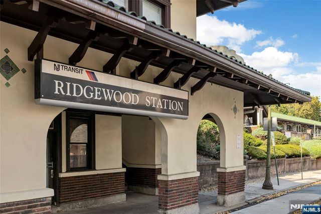 630 Wyndemere Avenue, Ridgewood, NJ 07450