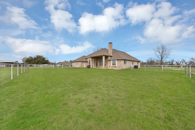 11692 Foutch Road, Pilot Point, TX 76258