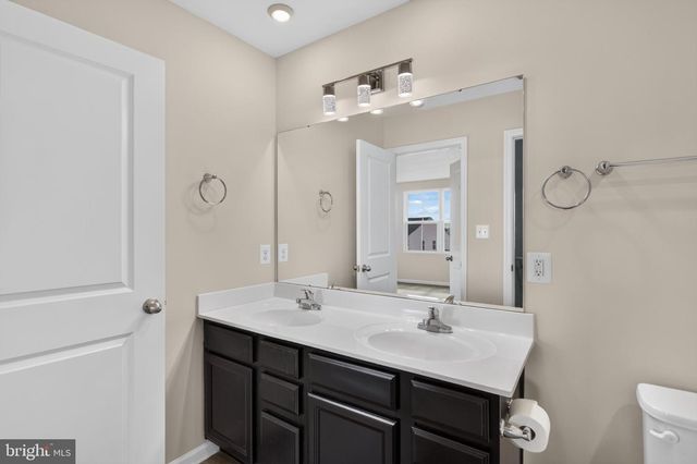 430 SWITCHGRASS CT, Bunker Hill, WV 25413