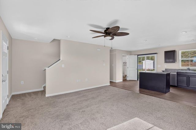 430 SWITCHGRASS CT, Bunker Hill, WV 25413