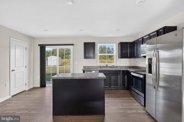 430 SWITCHGRASS CT, Bunker Hill, WV 25413