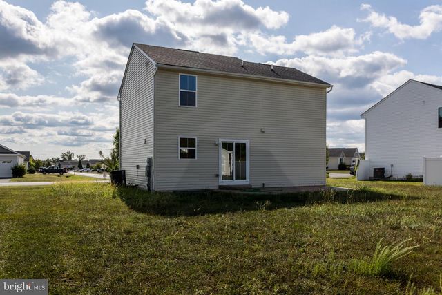 430 SWITCHGRASS CT, Bunker Hill, WV 25413