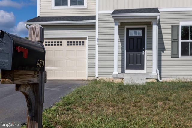 430 SWITCHGRASS CT, Bunker Hill, WV 25413
