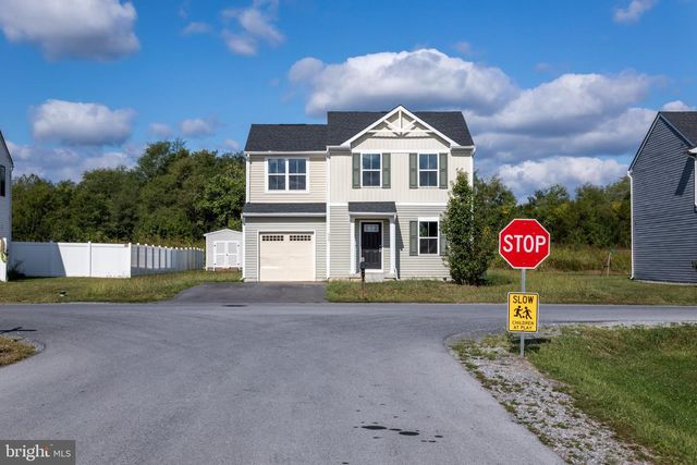 430 SWITCHGRASS CT, Bunker Hill, WV 25413