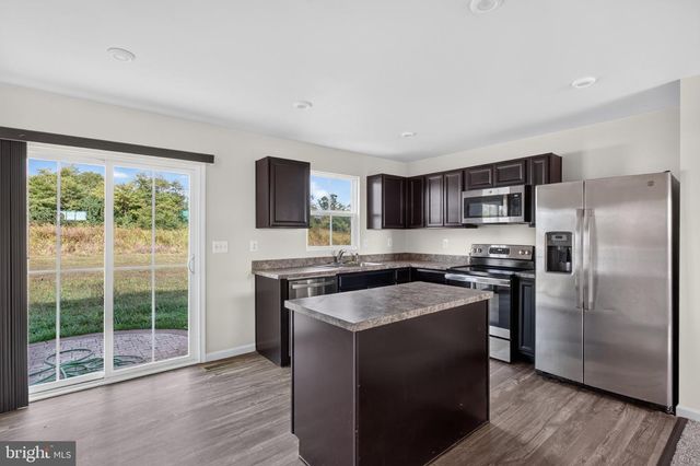 430 SWITCHGRASS CT, Bunker Hill, WV 25413