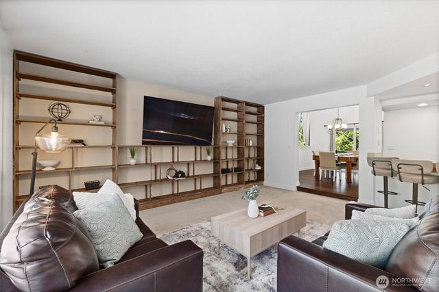 16306 Valhalla Drive, Bothell, WA 98011