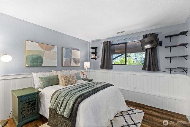 16306 Valhalla Drive, Bothell, WA 98011