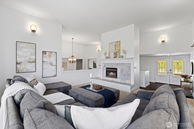 16306 Valhalla Drive, Bothell, WA 98011