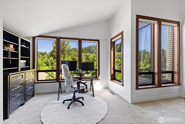 16306 Valhalla Drive, Bothell, WA 98011