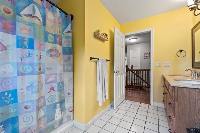 8827 Salt Springs Road, Manlius, NY 13037