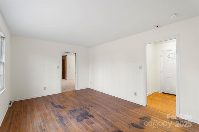 3100 Glenelm Court, Charlotte, NC 28212