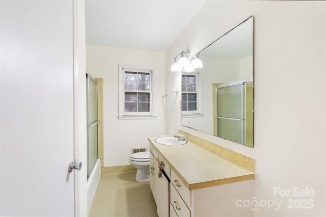 3100 Glenelm Court, Charlotte, NC 28212