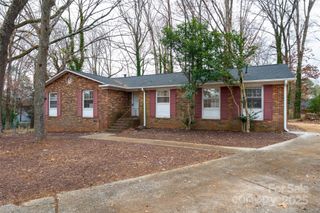 3100 Glenelm Court, Charlotte, NC 28212