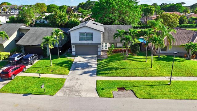 6150 Amberwoods Drive, Boca Raton, FL 33433