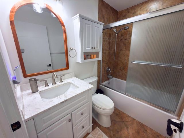 6150 Amberwoods Drive, Boca Raton, FL 33433