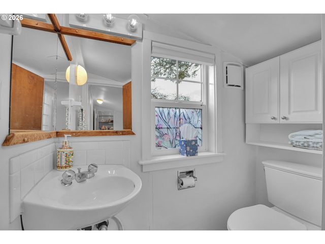 2729 Sw COAST Ave, Lincoln City, OR 97367