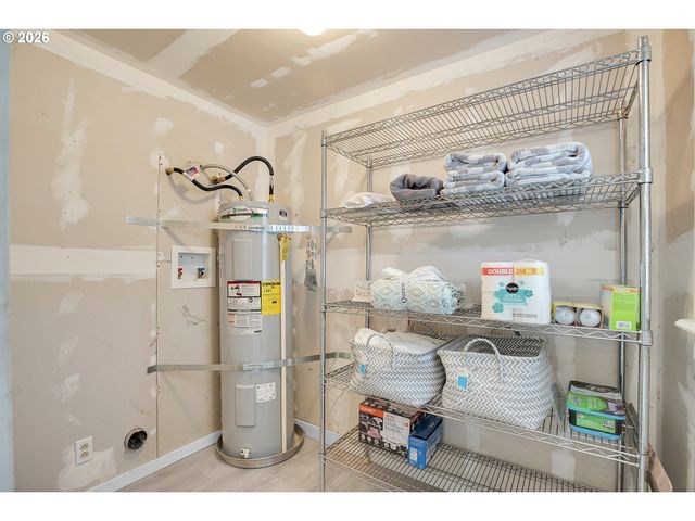 2729 Sw COAST Ave, Lincoln City, OR 97367