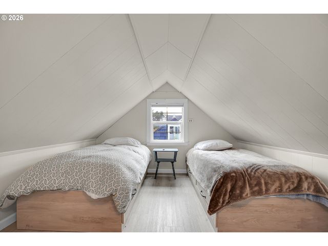 2729 Sw COAST Ave, Lincoln City, OR 97367