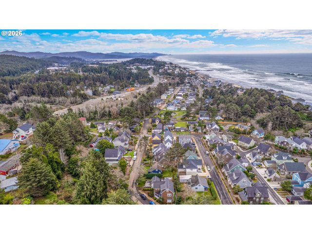 2729 Sw COAST Ave, Lincoln City, OR 97367