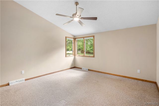 425 Robin Road, Amherst, NY 14228
