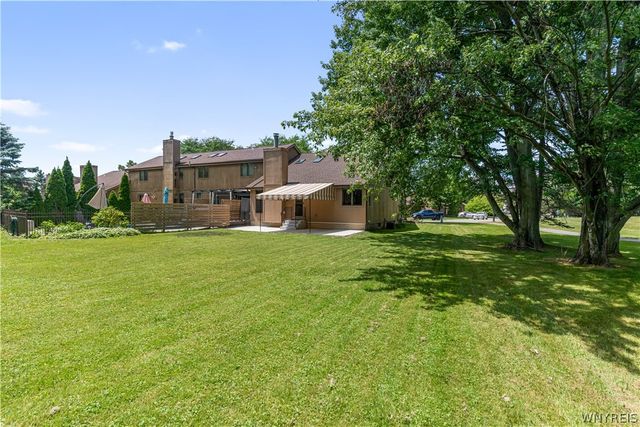 425 Robin Road, Amherst, NY 14228