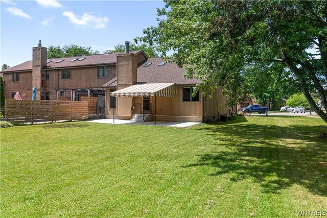 425 Robin Road, Amherst, NY 14228