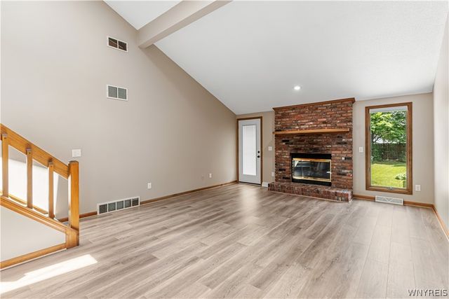 425 Robin Road, Amherst, NY 14228