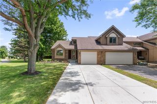 425 Robin Road, Amherst, NY 14228