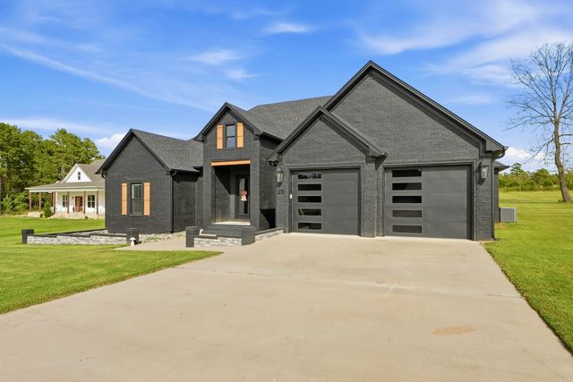 29 republican valley Drive, Greenbrier, AR 72058