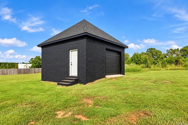 29 republican valley Drive, Greenbrier, AR 72058