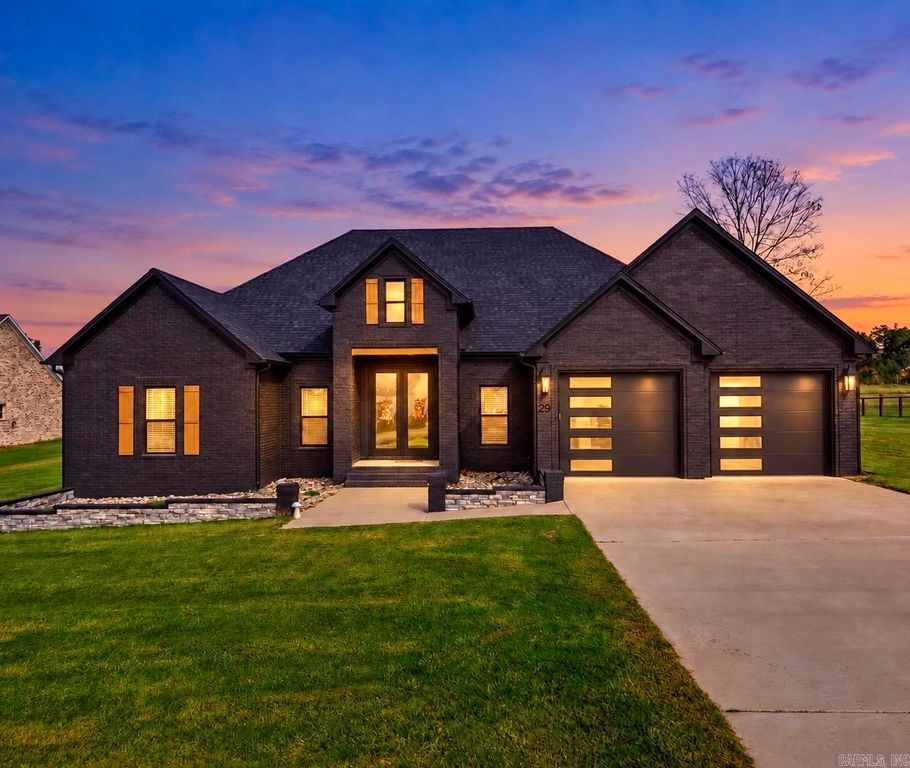 29 republican valley Drive, Greenbrier, AR 72058