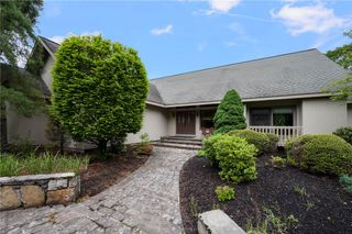 633 Chestnut Hill Road, Glocester, RI 02814