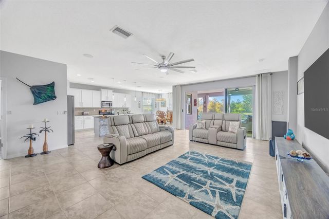 5652 FISHER GLEN LOOP, Wesley Chapel, FL 33545