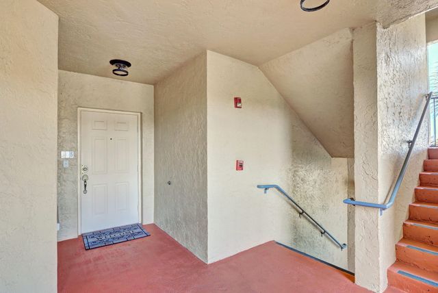 800 Uno Lago Drive 305, Juno Beach, FL 33408